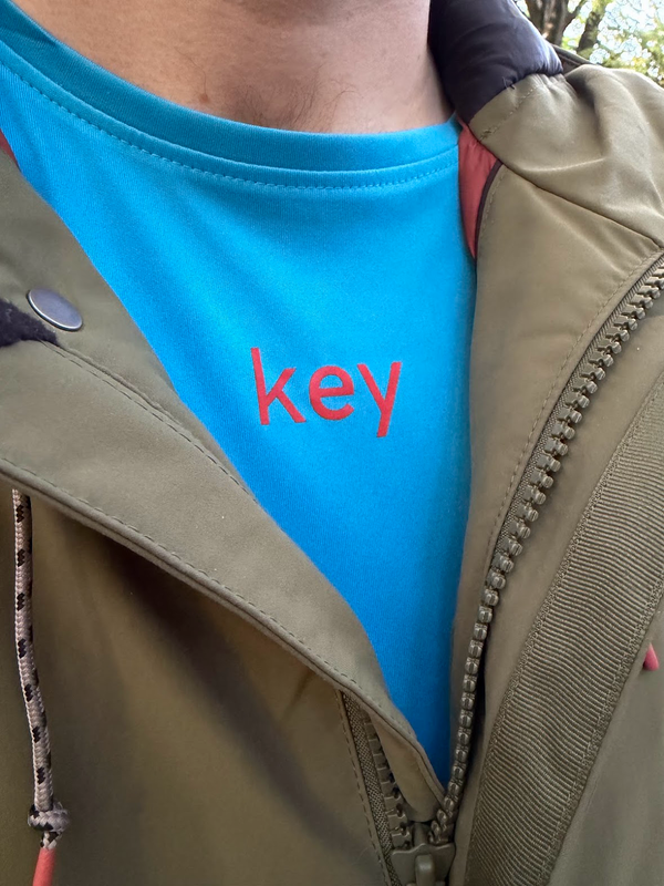 Short sleeve technical top